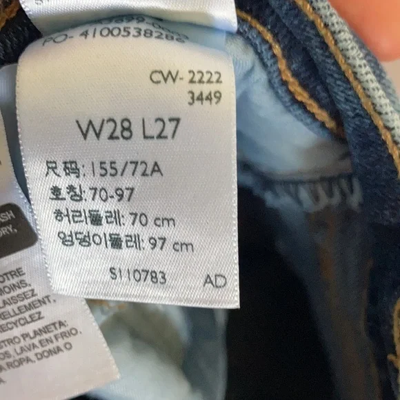 Levi’s high waisted mom jean retro denim size 28 X 27 29 X 27 32 X 27 - Picture 11 of 17